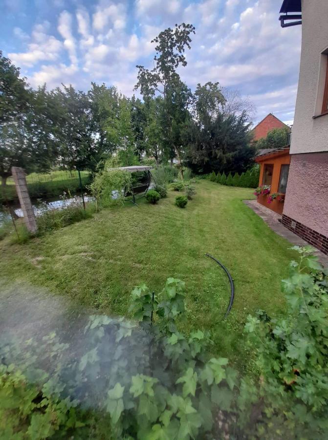 Petadvacitka Villa Česká Skalice Екстериор снимка