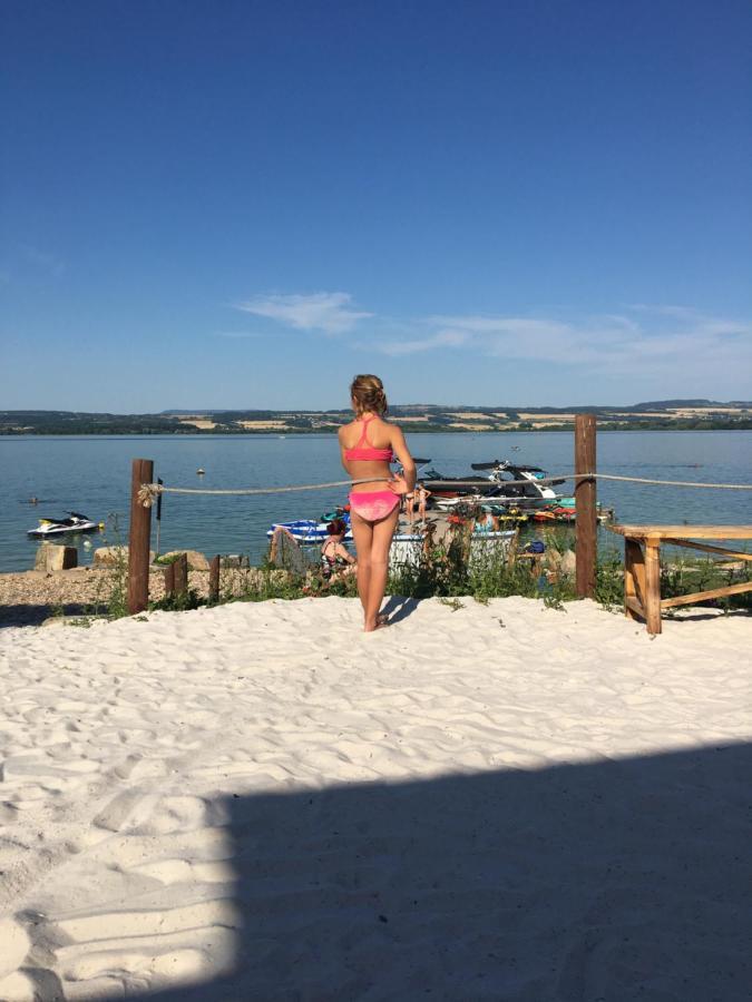 Petadvacitka Villa Česká Skalice Екстериор снимка